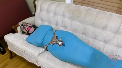 Chastity Belt and Ball Gag – Rachels Story