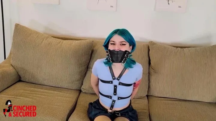 The Art of Dominance – Jeanette in a Leather Harness