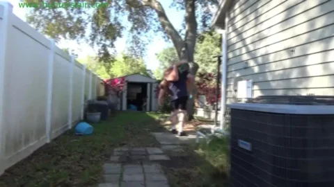 Damsel in Distress – Sadie Holmes’ Unexpected Encounter