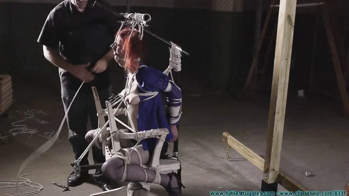 Immobilized Beauty – A Redheads Bondage Story