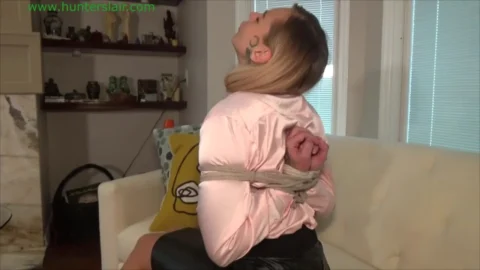 Mandy Wolf – The Thrill of Pushing Bondage Limits