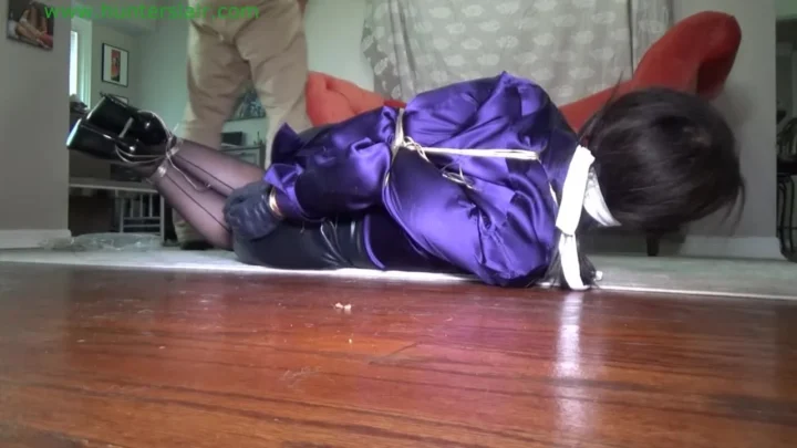 Gigi’s Unexpected Meeting – Tied by the Speaker Wire