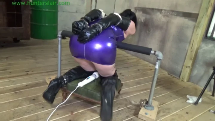 Leather Gloves and Steel Restraints – Nyxon’s Struggle for Freedom