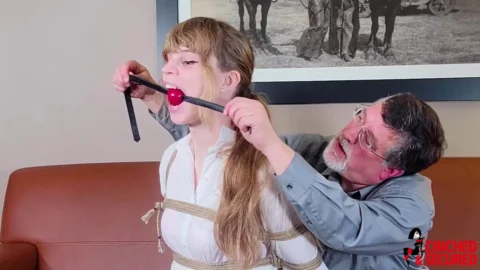 Amy Foxs Exclusive First-Time Bondage Scene and In-Depth On-Set Conversation