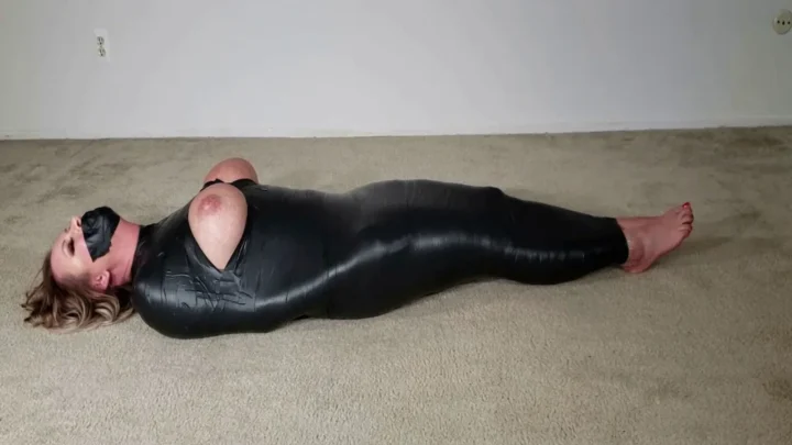 Dr. Mesmers Dark Victory – The Fall of Captain Marvel – Starring Jamie Knotts