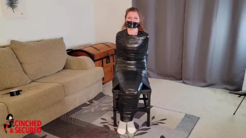 Green Eyes & Lilith – A Sensual Journey into Bondage