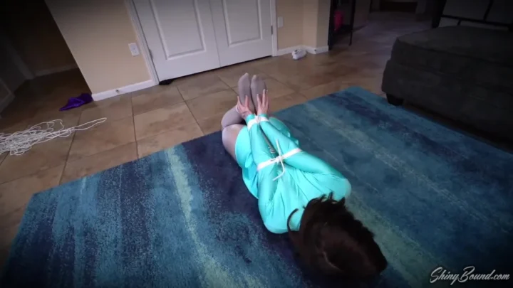 Sheena’s Unexpected Roped Delight After a Long Day