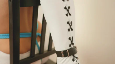 Gwens Bondage – Minas Leather Fetish
