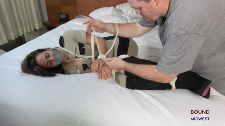 Officer Salinas’ Unexpected Encounter – A Rope Bondage Tale