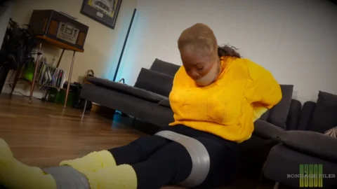 Stella Danny – Home Alone Survival